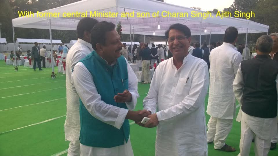 Saleem Madavoor with former Union Minister Ajit Singh