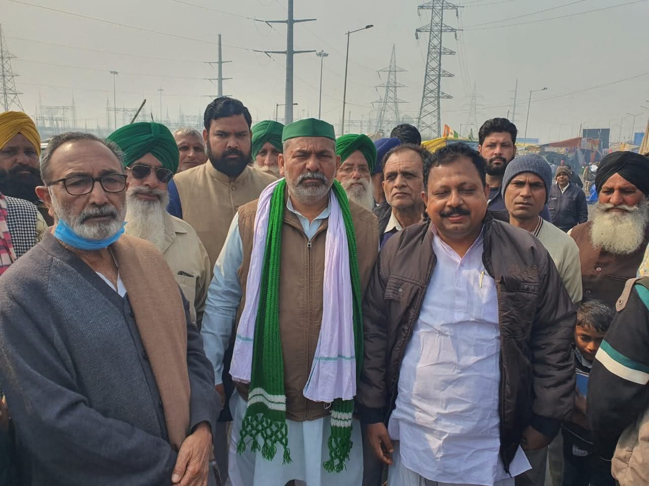 Saleem Madavoor with farmer leader Rakesh Tikait at the farmers' protest